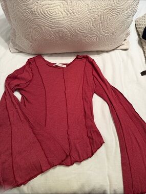 Ribbed Long-Bell Sleeve Top in Deep Raspberry